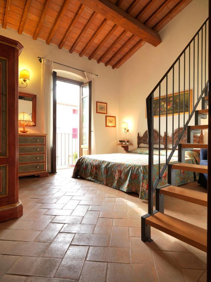 Appartamenti Agriturismo La Canonica Certaldo Bagian luar foto