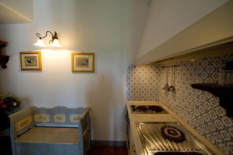 Appartamenti Agriturismo La Canonica Certaldo Bagian luar foto